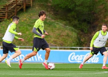 La Real cierra su semana de trabajo con más futbolistas del filial que del primer equipo