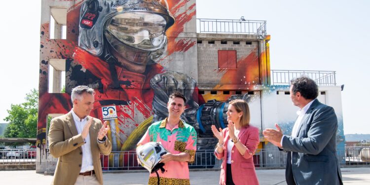 Piquet agradece la labor “valiente y generosa” de los bomberos