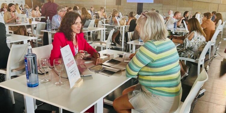 Isabel Ruiz Maldonado destaca la promoción de Alcalá de Henares en las jornadas turísticas de EE.UU. y Canadá
