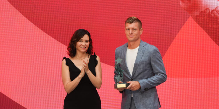 Díaz Ayuso entrega los Premios Siete Estrellas del Deporte