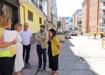 Judith Piquet visita las obras del entorno de Reyes Católicos