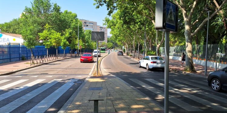 Comienzan las obras de asfaltado en Ronda Fiscal, entre Duquesa de Medinaceli y Gran Canal dentro del Plan ‘Alcalá mejora sus barrios’