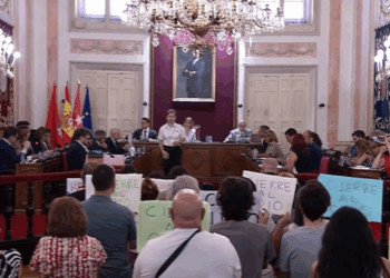 El Ayuntamiento pide al Gobierno el cierre del centro de atención a migrantes