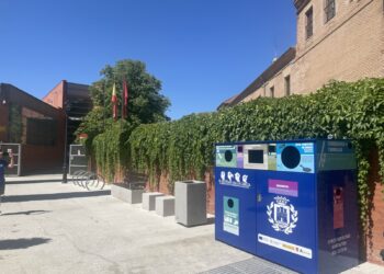 Alcalá de Henares instala doce Puntos Limpios de Proximidad para facilitar el reciclaje de residuos peligrosos domésticos
