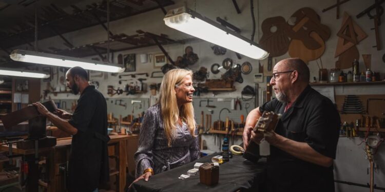 La Comunidad de Madrid aumenta un 50% la cuantía máxima de sus ayudas para negocios artesanos