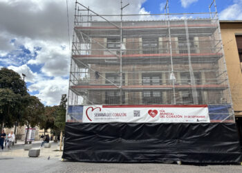 Arrancan las obras de restauración de la fachada principal de la Casa Tapón