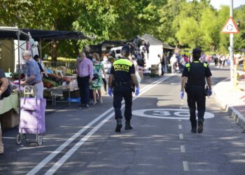 El PSOE critica el cambio de ubicación del mercadillo