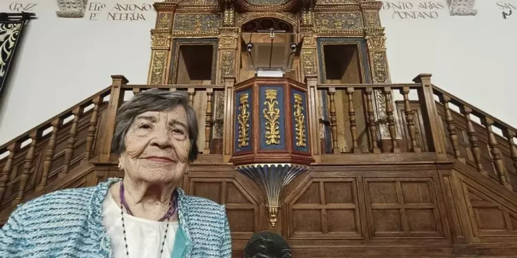 Asela Sanz Herranz, del proyecto ALMA con Memoria, señala que Alcalá ha premiado a quien llevó a Cervantes a su casa.